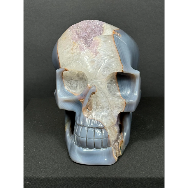 CARVED AGATE SKULL