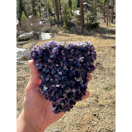 PREMIUM QUALITY AAA GRADE AMETHYST FROM URUGUAY-STAND INCLUDED