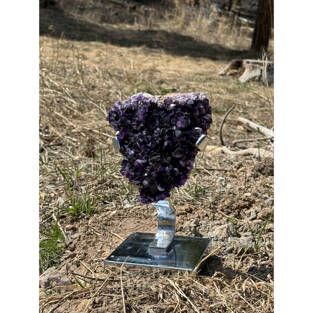 PREMIUM QUALITY AAA GRADE AMETHYST FROM URUGUAY-STAND INCLUDED