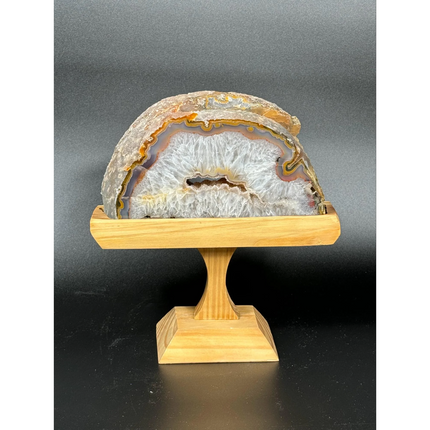AGATE HALVE WITH DRUZY ‘stand included’