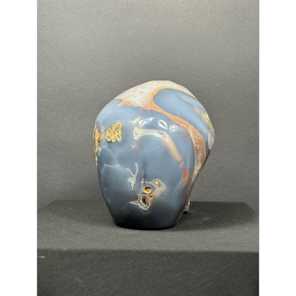 CARVED AGATE SKULL