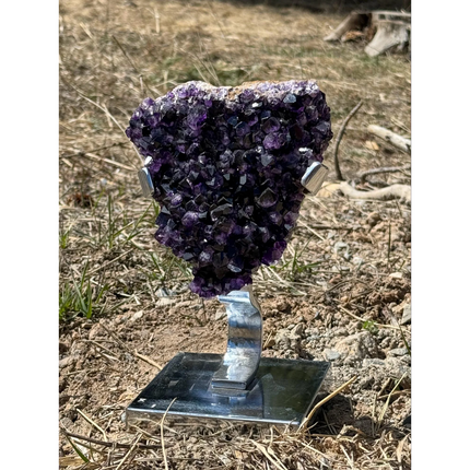 PREMIUM QUALITY AAA GRADE AMETHYST FROM URUGUAY-STAND INCLUDED