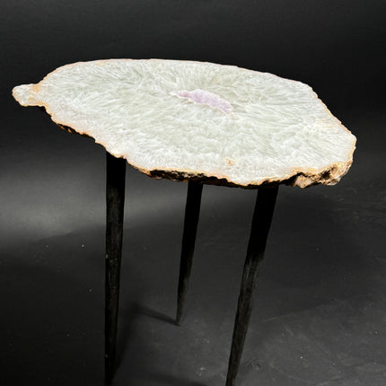 Agate end table with a druzy pocket