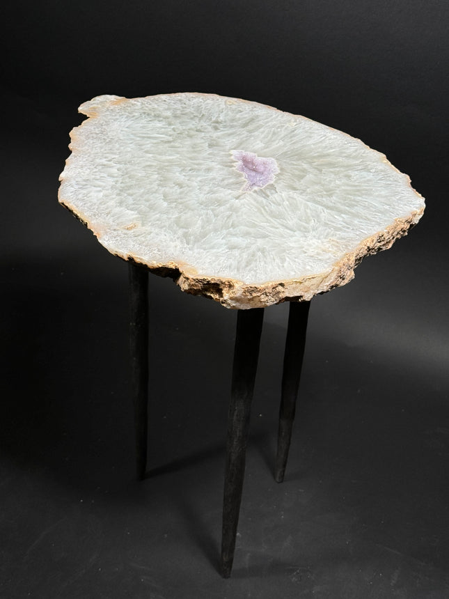 Agate end table with a druzy pocket