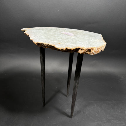 Agate end table with a druzy pocket
