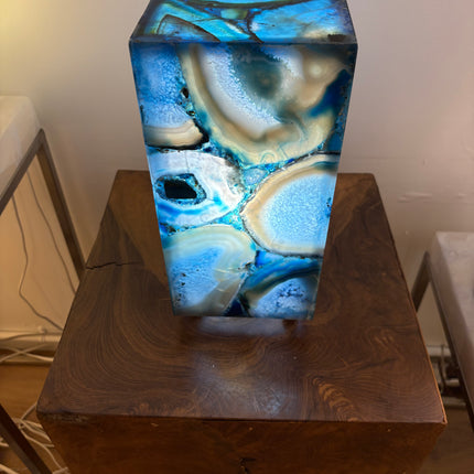 AGATE LAMP