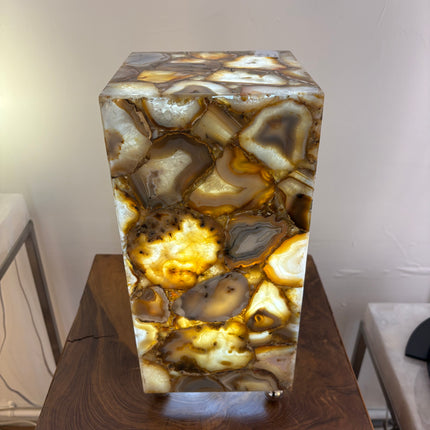 AGATE LAMP
