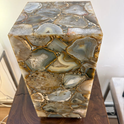 AGATE LAMP