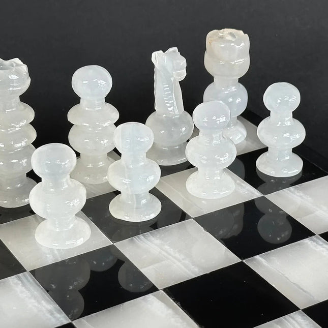 ONYX & MARBLE CHESS SET