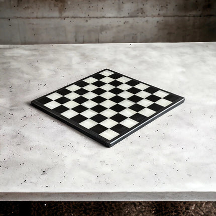 ONYX & MARBLE CHESS SET