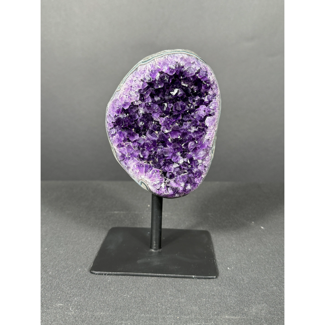 Mini amethyst geode